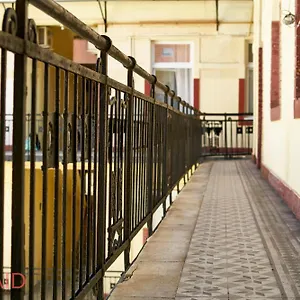A13 - - Hostaid Apartment